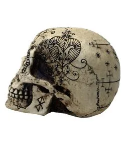 Fantasy Totenschädel Mit Mystic Muster -Grusel Dekor Geschaft fantasy totenkopf mit mystic muster fantasy totenschaedel mit muster skeleton skull with tattoo pattern 39786 03