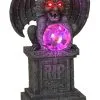 Gargoyle Sitzend Auf Grabstein Mit Licht 2 Gargoyle Sitzend Auf Grabstein Mit Licht -Grusel Dekor Geschaft sitzender gargoyle auf grabstein mit licht resin gargoyle on a tomstone with light halloween deko 52496 neu